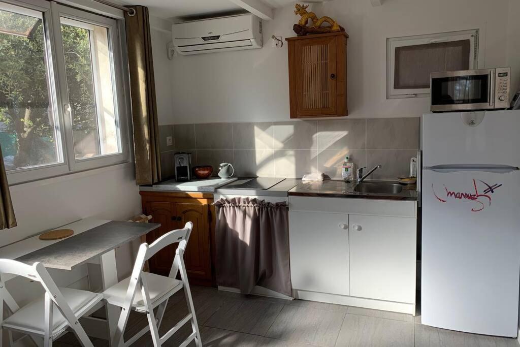 Joli Studio Independant 20M² Avec Jardin Saint-Maximin Eksteriør bilde