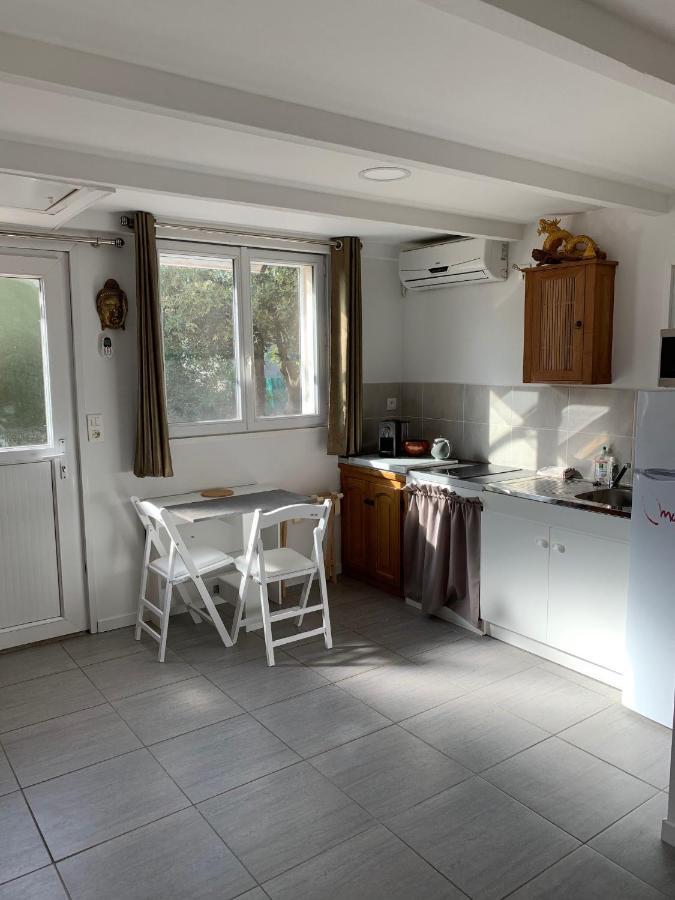 Joli Studio Independant 20M² Avec Jardin Saint-Maximin Eksteriør bilde